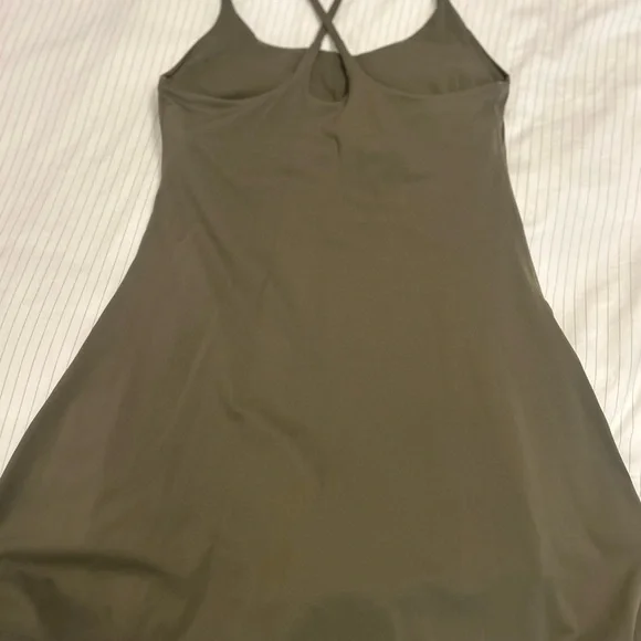 Halara active dress - Picture 1 of 6